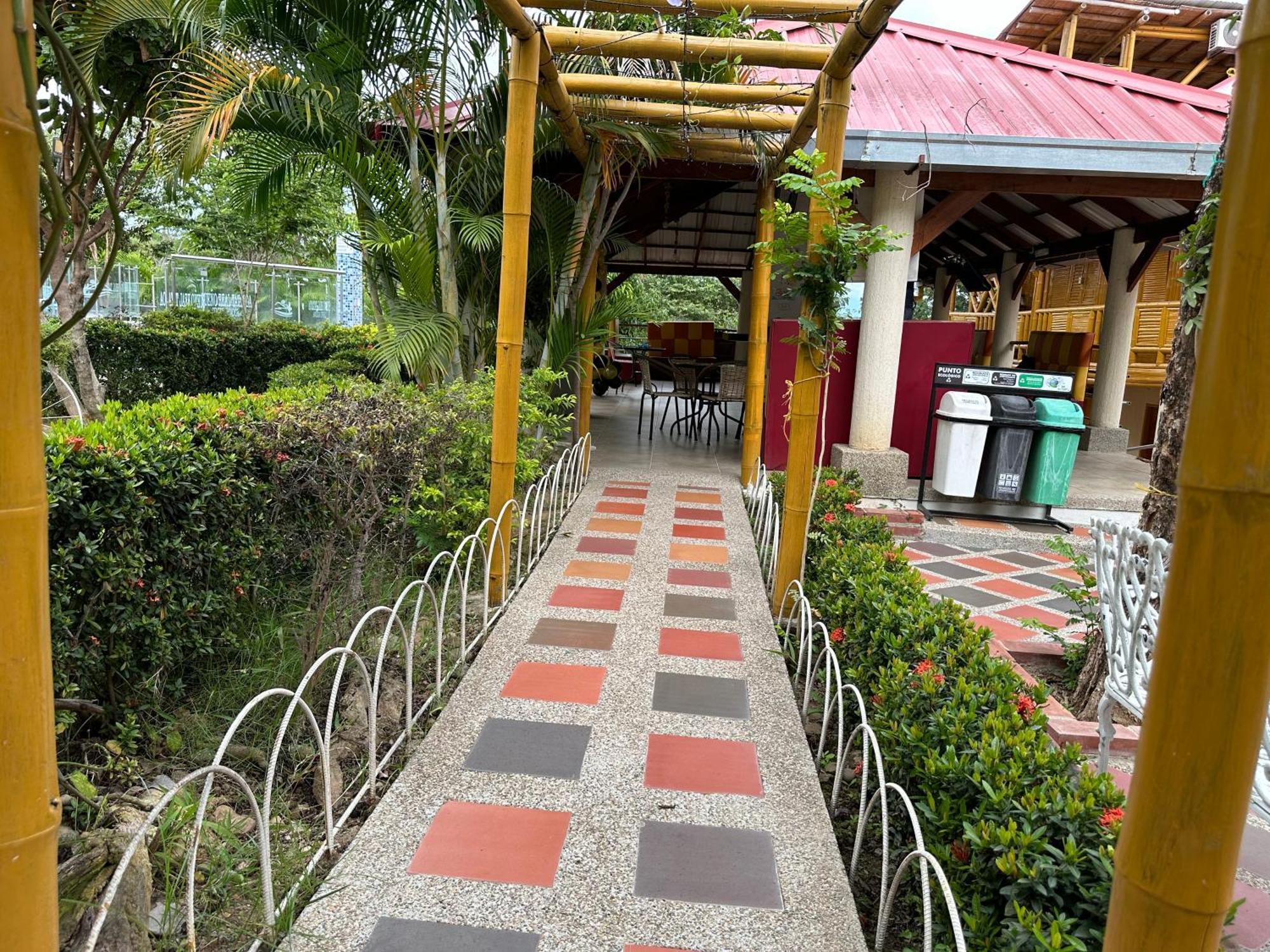 Hv Sueno Real Tatacoa Hotel วิลญาเวียคา ภายนอก รูปภาพ