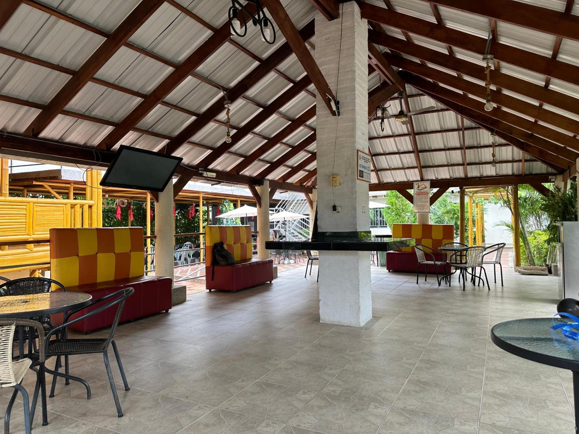 Hv Sueno Real Tatacoa Hotel วิลญาเวียคา ภายนอก รูปภาพ
